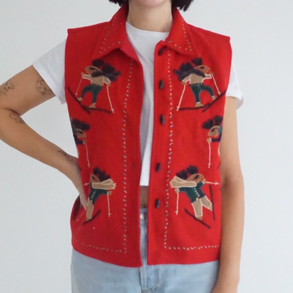 Vintage Dress Barn Red Ski Embroidered Button Front Western Holiday Wool Vest L